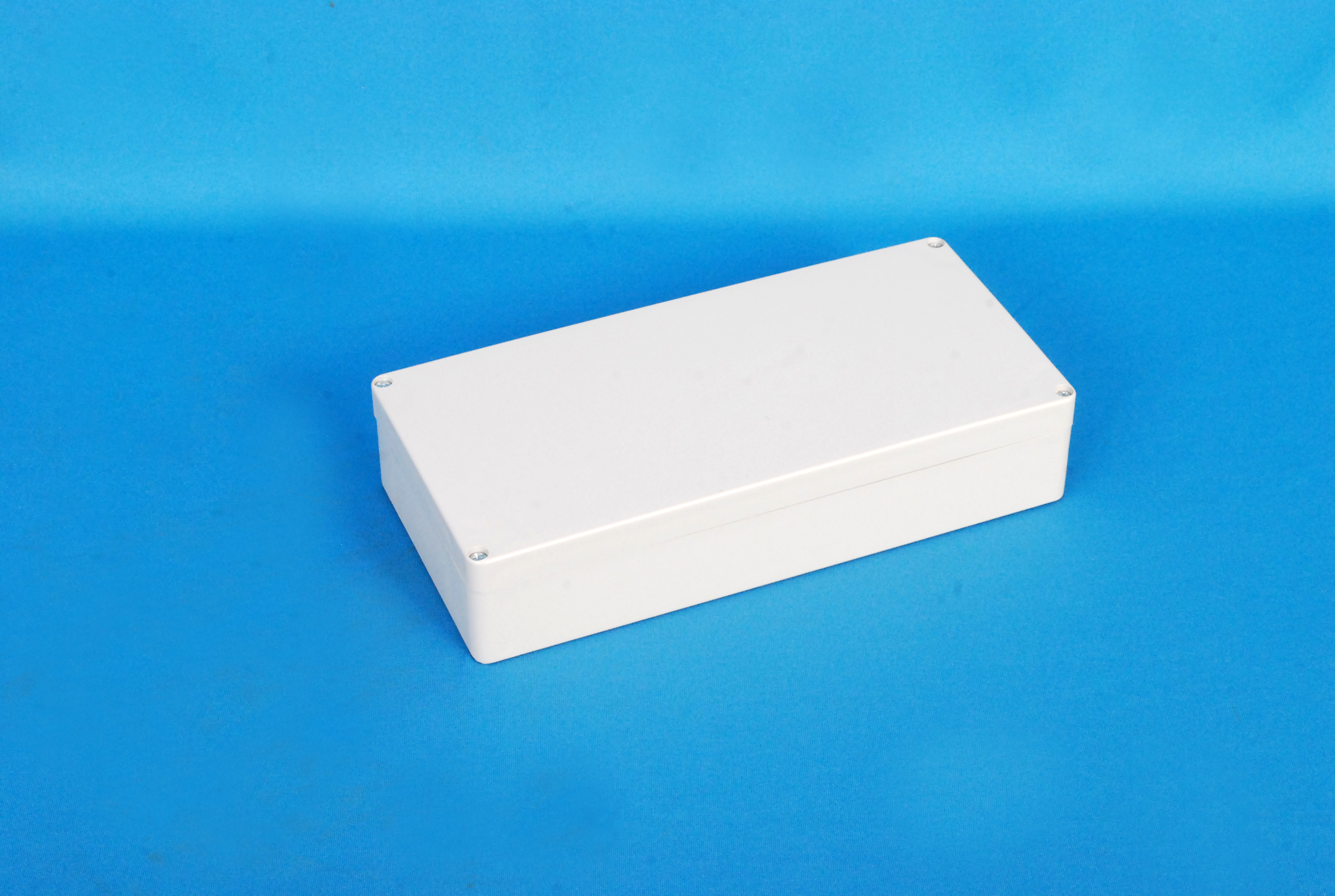 Single Row High Barrier Terminals up to 22 Ways - Type HBT- 10